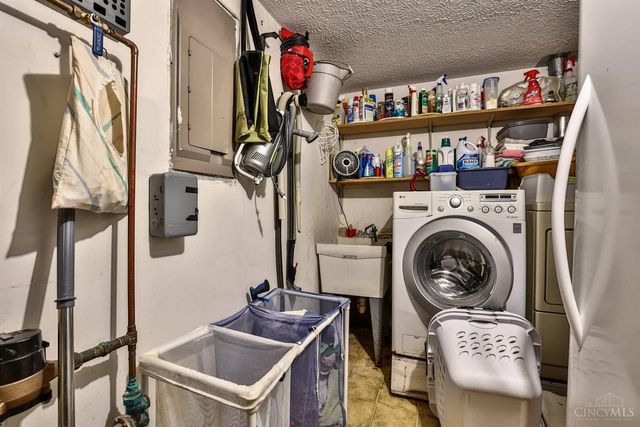 1583 Hunter Road, Fairfield, OH 45014