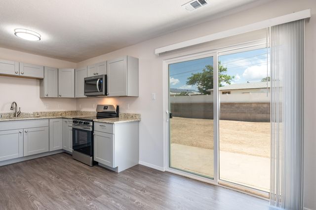 4204 Morningside Drive NE, Albuquerque, NM 87110