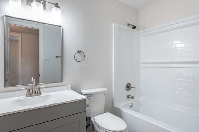 4204 Morningside Drive NE, Albuquerque, NM 87110