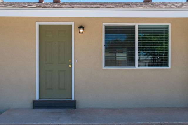 4204 Morningside Drive NE, Albuquerque, NM 87110
