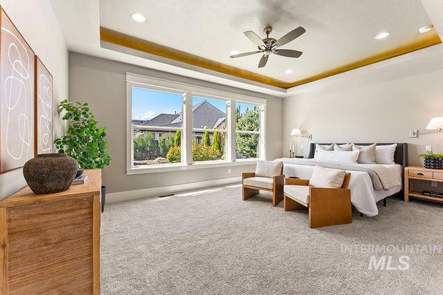 2871 S Fox Run Avenue, Eagle, ID 83616