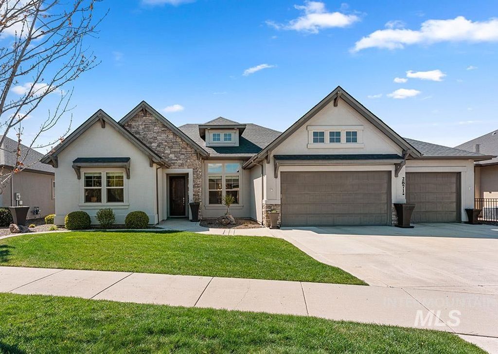 2871 S Fox Run Avenue, Eagle, ID 83616