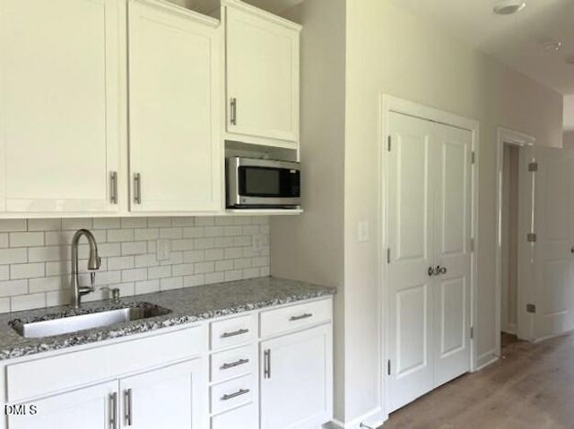 196 Cozy Brook Court, Clayton, NC 27520