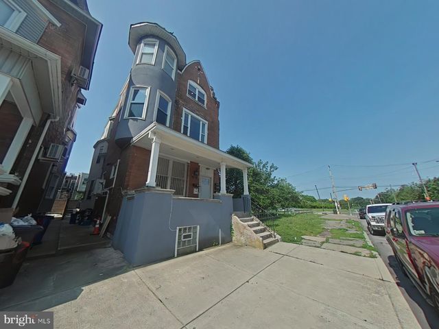 3228 W DIAMOND ST, Philadelphia, PA 19121