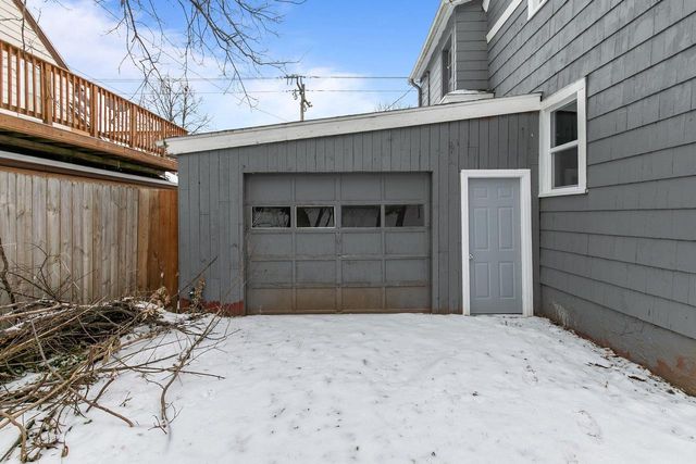 1014 STUART STREET, Green Bay, WI 54301