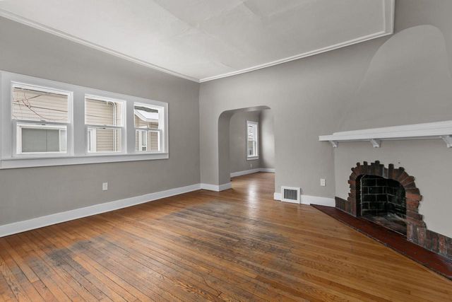 1014 STUART STREET, Green Bay, WI 54301