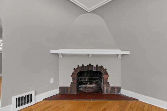 1014 STUART STREET, Green Bay, WI 54301