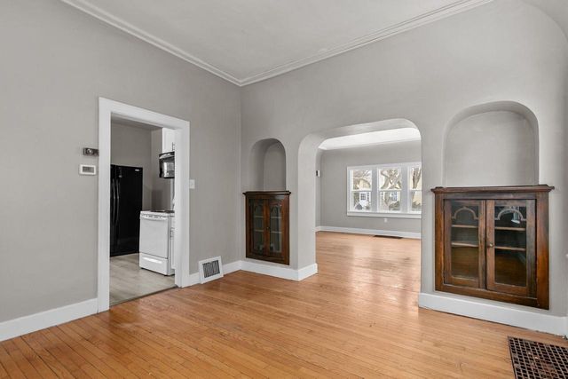 1014 STUART STREET, Green Bay, WI 54301