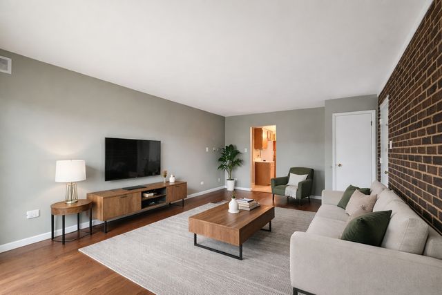 9008 W 140th Street 3C, Orland Park, IL 60462