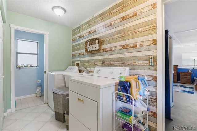7425 S Irma Point, Lecanto, FL 34461