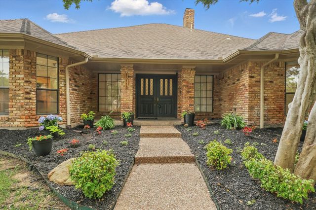 15115 Canyon Crest, Dallas, TX 75248