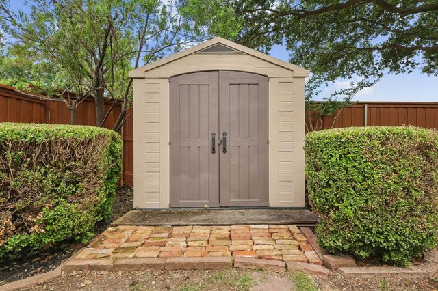 15115 Canyon Crest, Dallas, TX 75248
