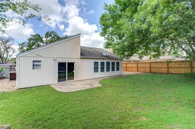 1063 Apache Falls Drive, Katy, TX 77450