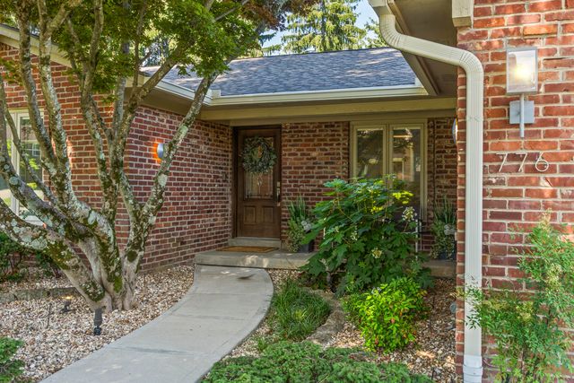 776 Longwood Road, Lexington, KY 40503