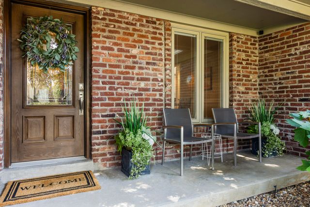 776 Longwood Road, Lexington, KY 40503