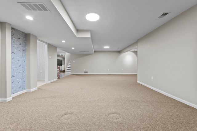 776 Longwood Road, Lexington, KY 40503