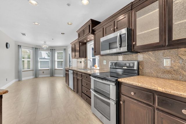6205 W San Ramon Avenue, Fresno, CA 93723