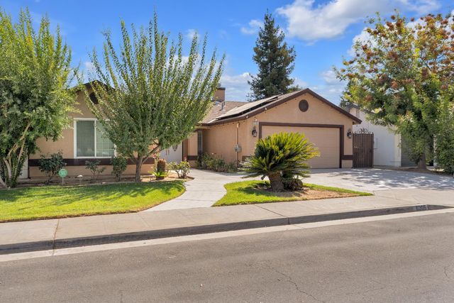 6205 W San Ramon Avenue, Fresno, CA 93723