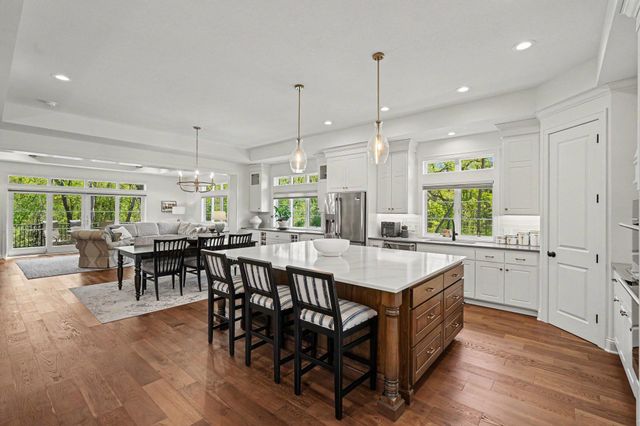 11784 Azure Lane, Inver Grove Heights, MN 55077