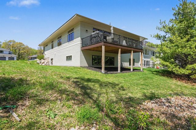 11784 Azure Lane, Inver Grove Heights, MN 55077