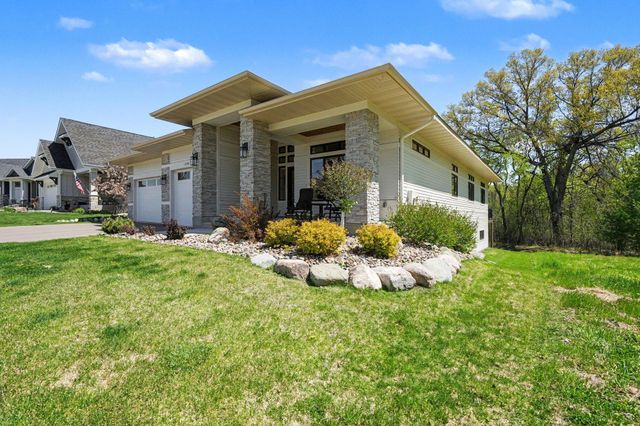 11784 Azure Lane, Inver Grove Heights, MN 55077