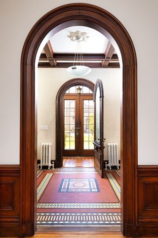 75 Bellevue St, Newton, MA 02458
