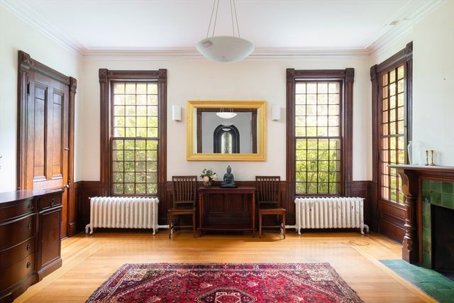 75 Bellevue St, Newton, MA 02458