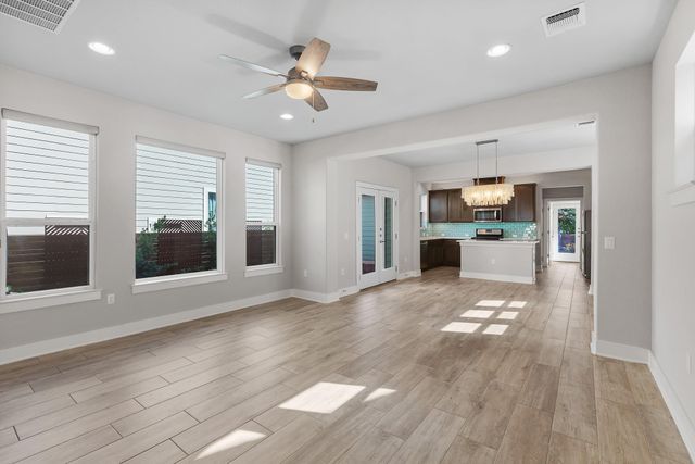 6004 Corrine LN, Austin, TX 78747