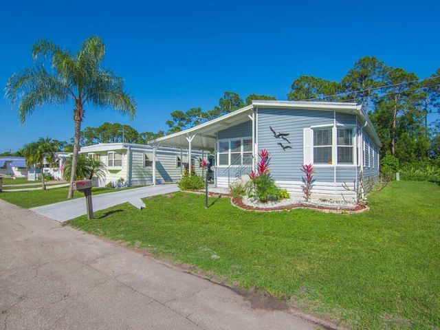 22 Mediterranean East Boulevard E, Port St. Lucie, FL 34952