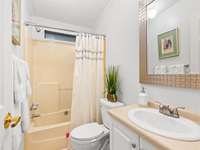 22 Mediterranean East Boulevard E, Port St. Lucie, FL 34952