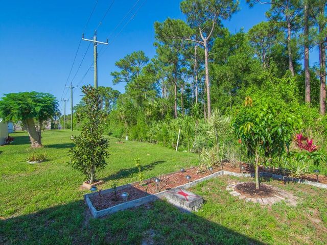 22 Mediterranean East Boulevard E, Port St. Lucie, FL 34952