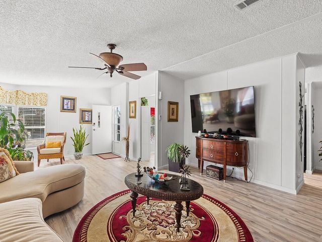 22 Mediterranean East Boulevard E, Port St. Lucie, FL 34952