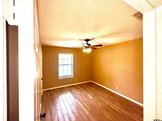707 Hamtom Hill Drive, Tyler, TX 75703