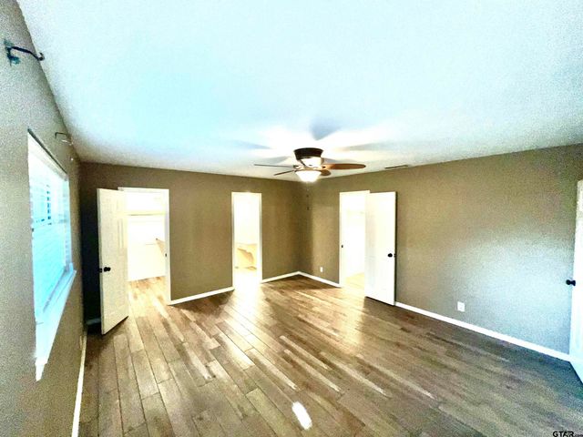 707 Hamtom Hill Drive, Tyler, TX 75703