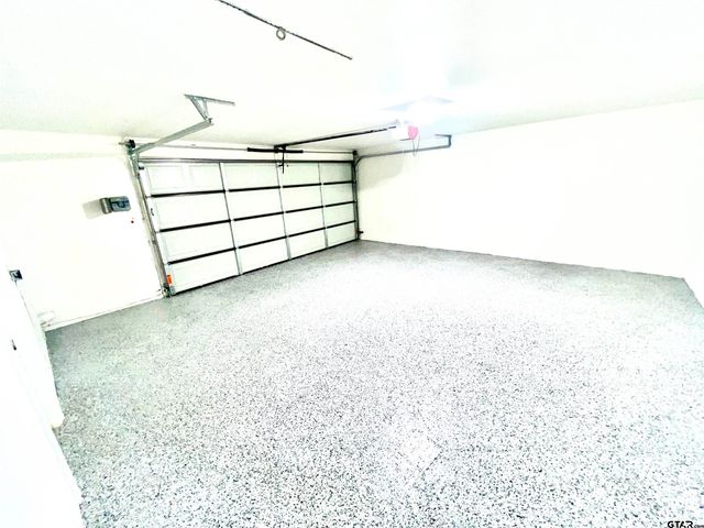 707 Hamtom Hill Drive, Tyler, TX 75703