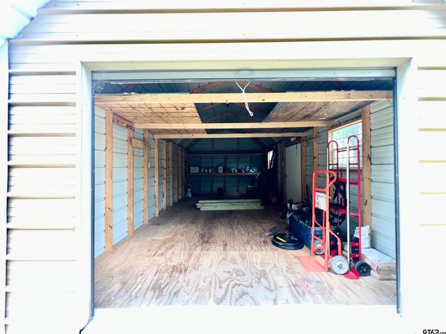 707 Hamtom Hill Drive, Tyler, TX 75703
