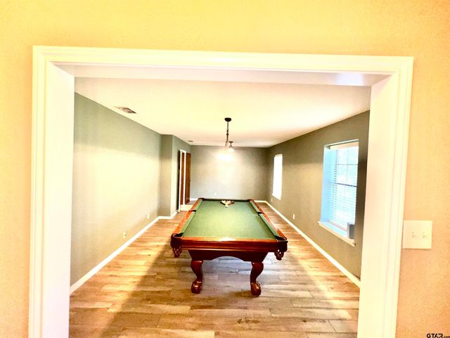 707 Hamtom Hill Drive, Tyler, TX 75703