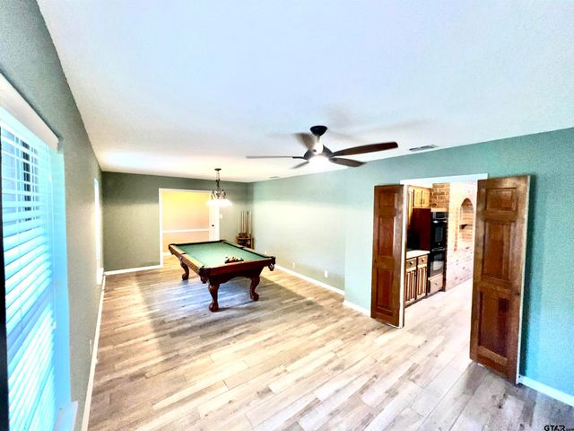 707 Hamtom Hill Drive, Tyler, TX 75703
