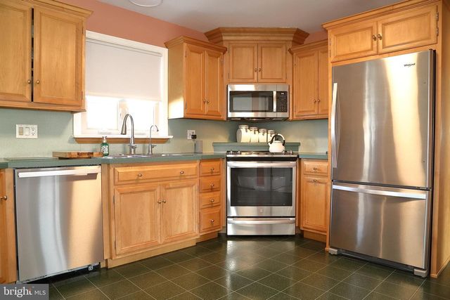 250 JULIA AVE, Strasburg, PA 17579