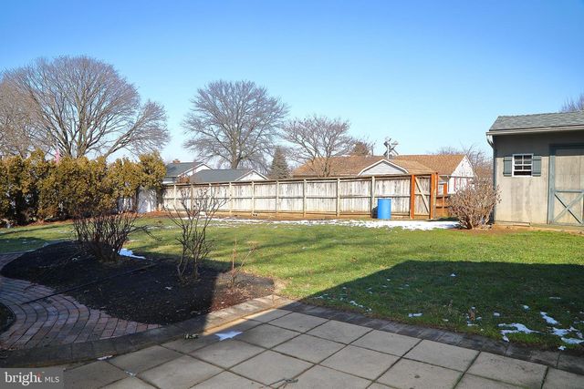 250 JULIA AVE, Strasburg, PA 17579