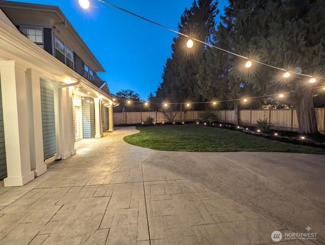 6030 Ann Arbor Avenue NE, Seattle, WA 98115