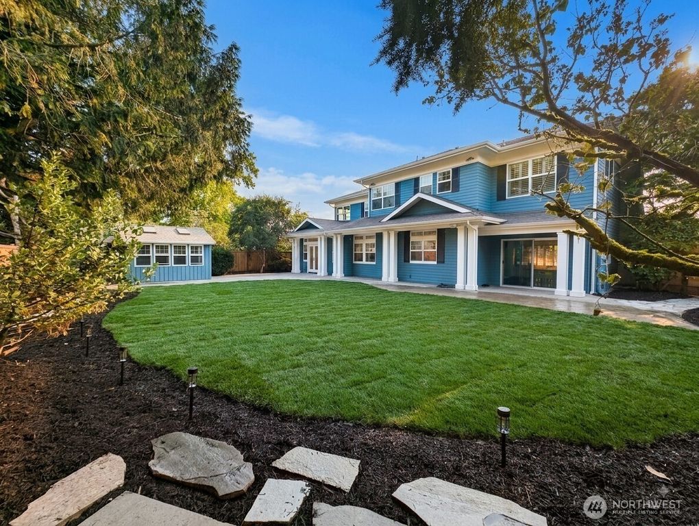 6030 Ann Arbor Avenue NE, Seattle, WA 98115