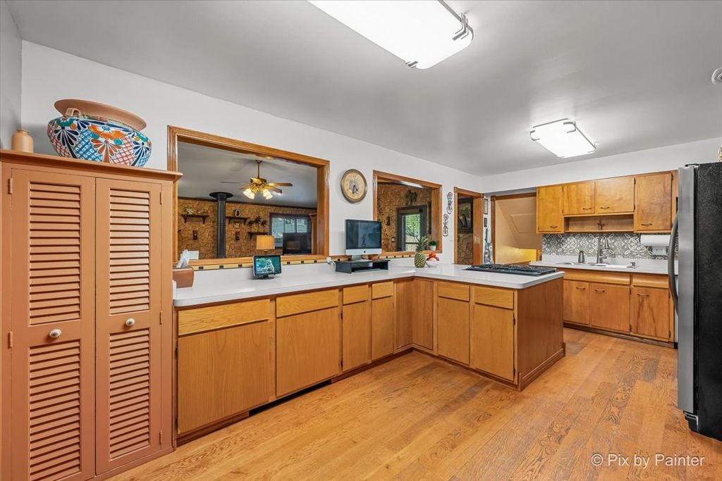 400 E Thacker Street, Hoffman Estates, IL 60169 — photo 4
