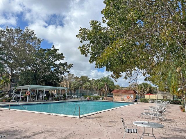 8280 SW 24th Street 7104, North Lauderdale, FL 33068