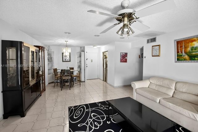 8280 SW 24th Street 7104, North Lauderdale, FL 33068