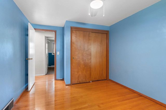 621 KARL STREET, Green Bay, WI 54301