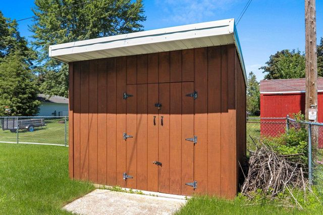 621 KARL STREET, Green Bay, WI 54301