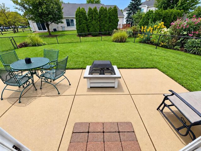 757 S Aldridge Lane, Round Lake, IL 60073