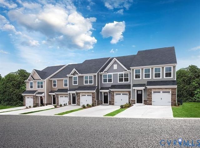 2132 Old Lime Rd, Sandston, VA 23150