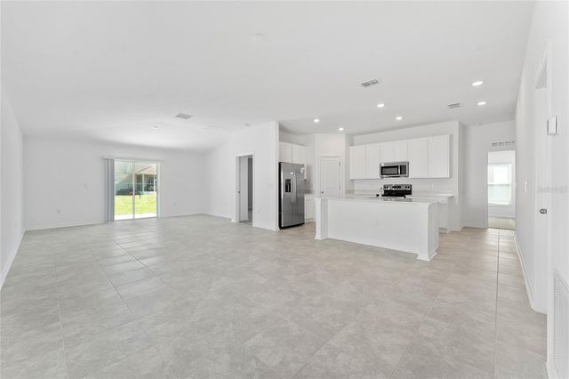 381 SINGING SANDS CIRCLE, Lake Wales, FL 33859